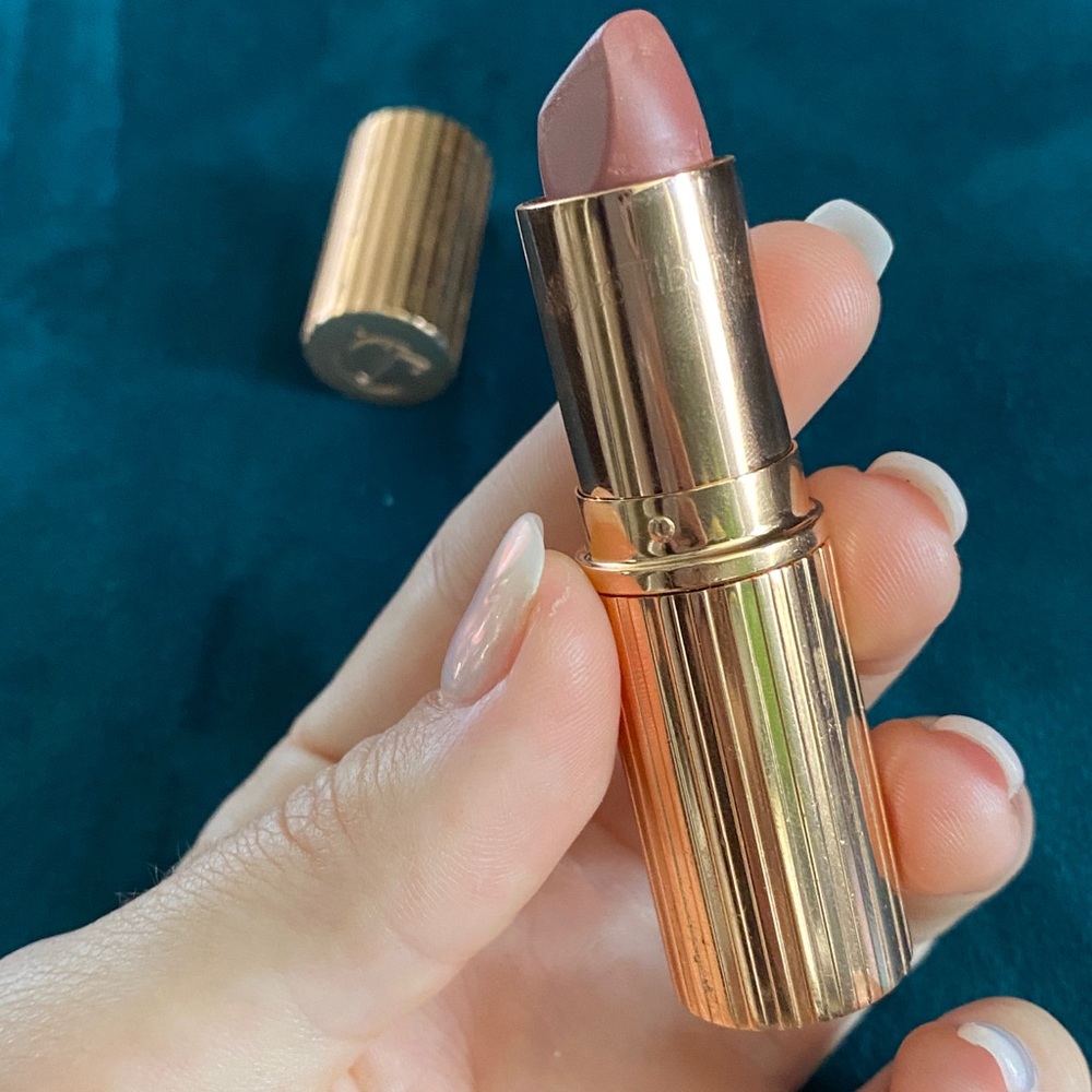 Charlotte Tilbury Pillow talk lipstick 💄 ✨